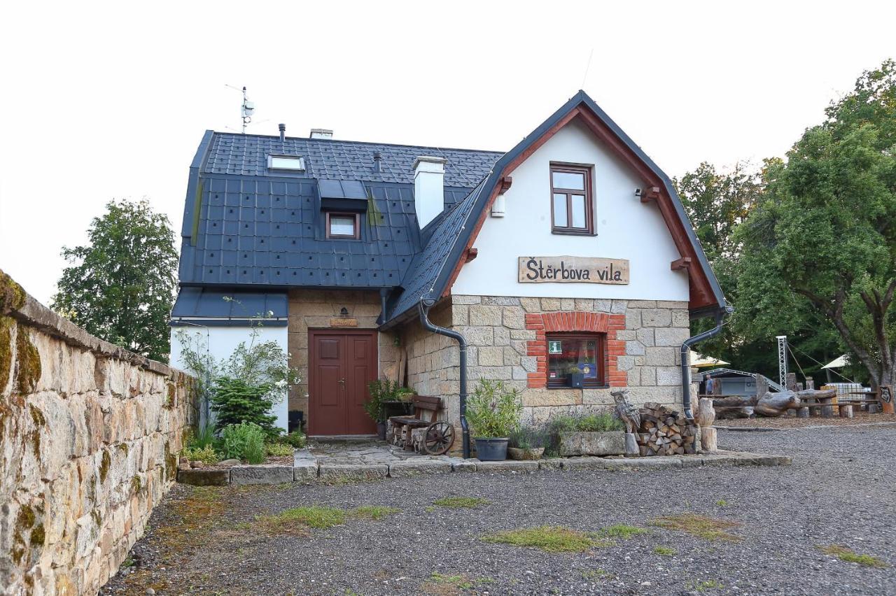 Hotel Penzion Štěrbova vila Bílá Třemešná Esterno foto